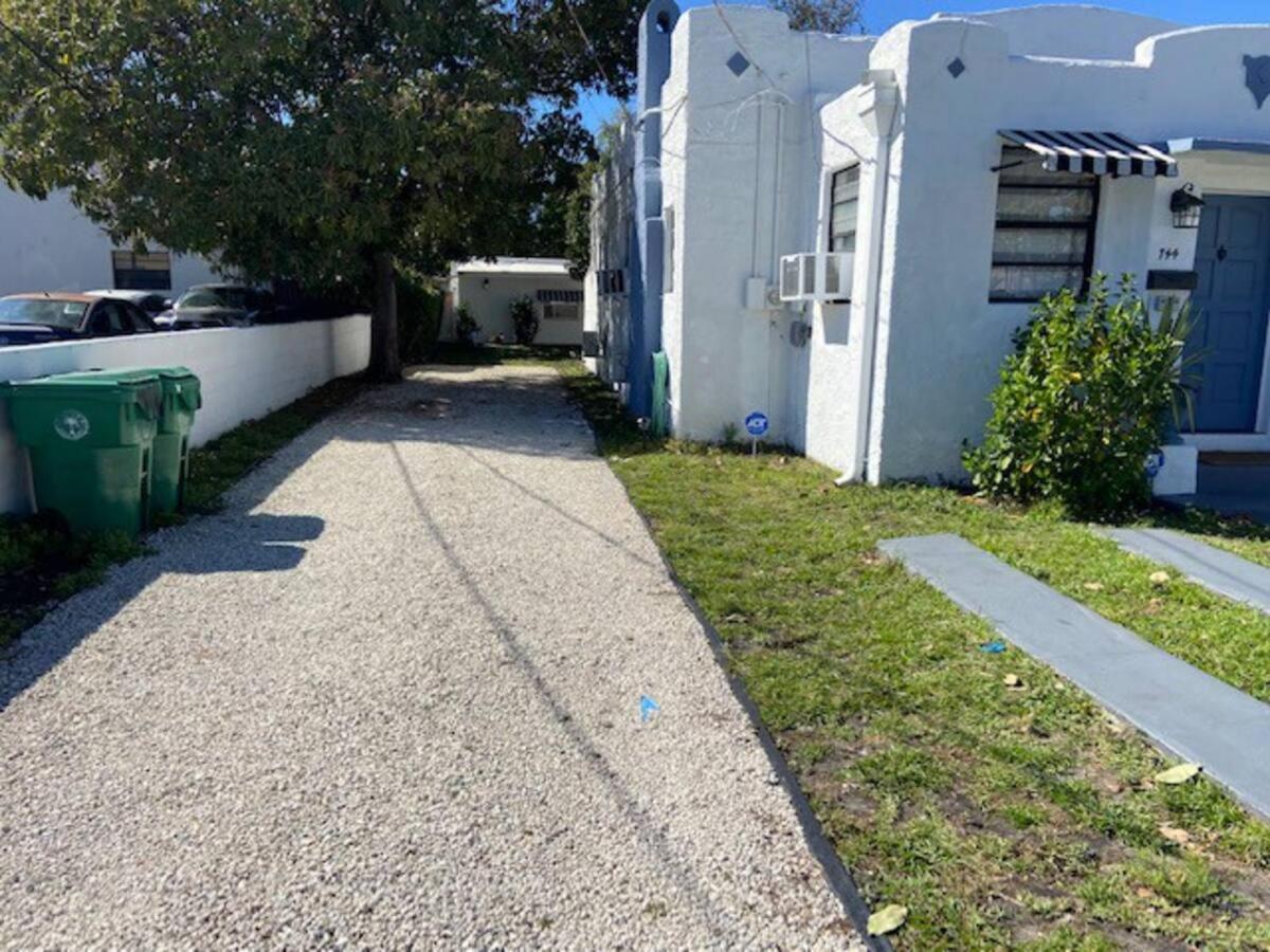 Cozy House 2 Rooms - Cute Private Room - Close To Airport & Free Parking Miami Kültér fotó